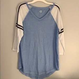 Quarter sleeve comfy tee